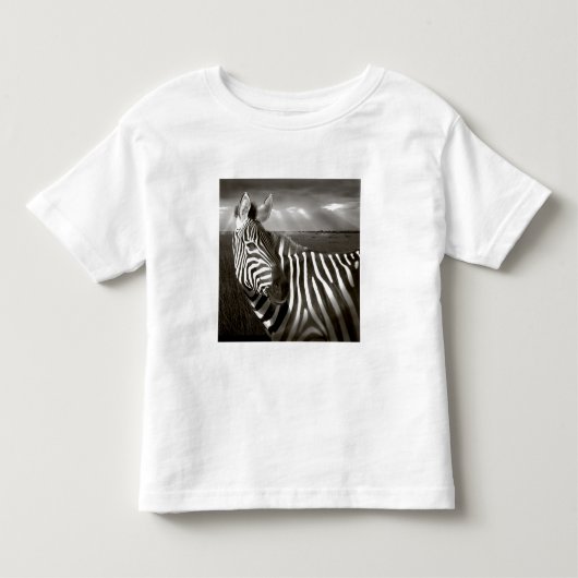 ケニア シマウマと草原のモノクロ トドラーTシャツ (正面)