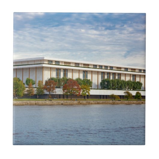 ケネディセンター タイル (正面)