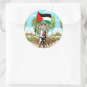 ケフィエ・パレスチナ国旗とオリーブの木を持つ子供 ラウンドシール (バッグ)