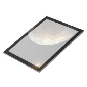 ケプラー–186f遠くの星を周回。 ノートパッド (アングル)