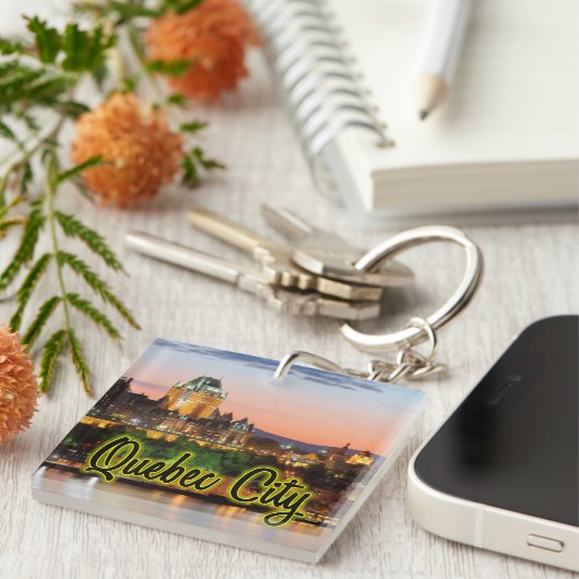 ケベックシティナイト キーホルダー (正面右)