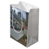 ケベック市の歴史的地区 ミディアムペーパーバッグ (裏面アングル)