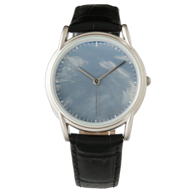 ケベック，カナダのジェームス湾の南東にある山火事 腕時計 (正面)