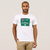 ケベック、カナダの交通標識 Tシャツ (正面フル)