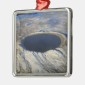 ケベック、カナダの航空鼠径部クレーター。 メタルオーナメント (左)