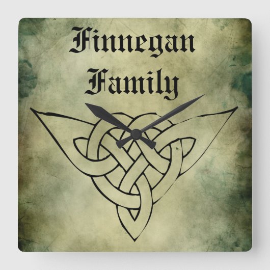ケリッシュアイリッシュシンボルの名字時計 スクエア壁時計 (正面)