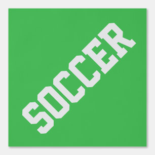 ケリーグリーンのスポーツ用スラントホワイトサッカー文字 壁紙