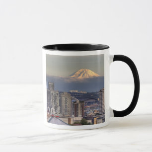 ケリーパークの山レイニア、シアトル、WA マグカップ