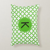 ケリーモノグラムのグリーンクローバーパターン アクセントクッション (正面(垂直))