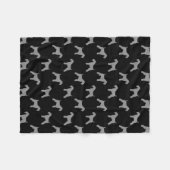 ケリー青テリアはパターンのシルエットを描きます フリースブランケット (正面(横))