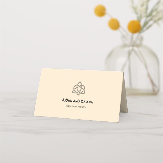 ケルトの記号と空白の葉 プレイスカード (裏面)