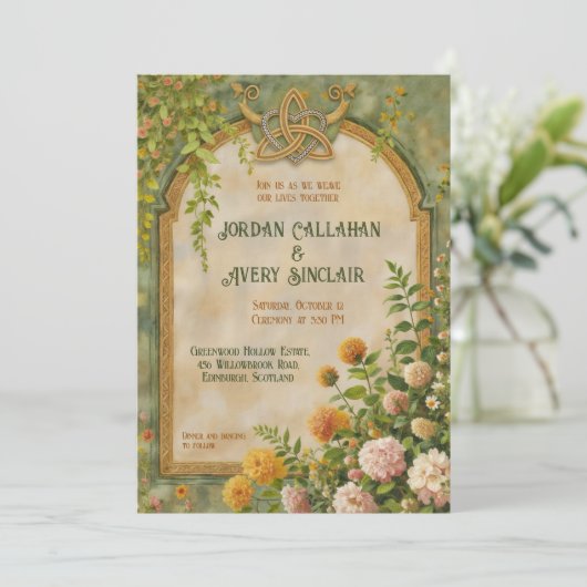 ケルトグリーンワイルドフラワーヴィンテージウェディング招待状 招待状 (スタンド正面)