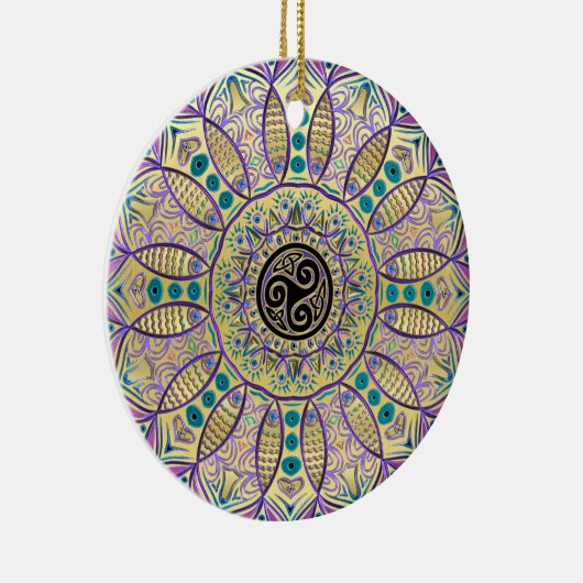 ケルト人のTriskeleの曼荼羅のクリスマスツリーのオーナメント セラミックオーナメント (右)