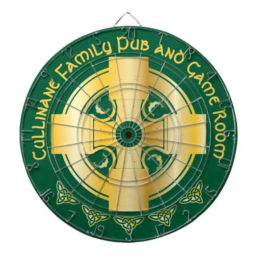 ケルト十字と結び目の文字Cモノグラムと名前 ダーツボード (正面)