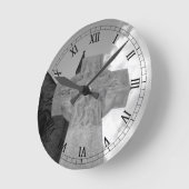 ケルト十字の時計 ラウンド壁時計 (傾斜)