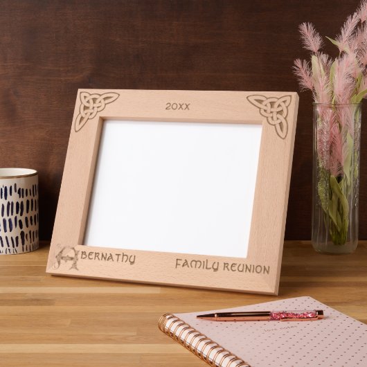 ケルト文字A名前をカスタムする レーザー彫刻フレーム (左)