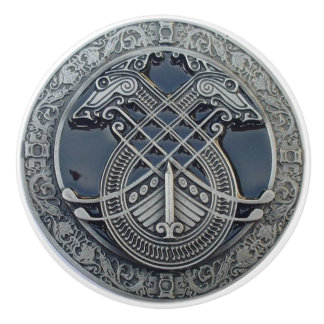 ケルト族のデザインのドアか引出しのノブ セラミックノブ