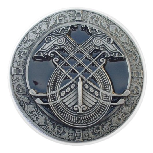 ケルト族のデザインのドアか引出しのノブ セラミックノブ (正面)