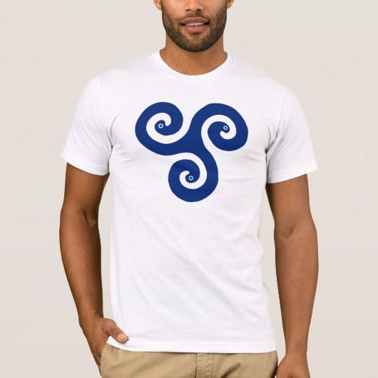 ケルト族の三重の螺線形のTシャツ Tシャツ (正面)