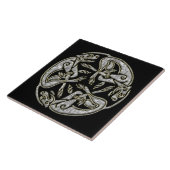 ケルト族犬の伝統的なオーナメントの金ゴールドおよび銀 タイル (側面)