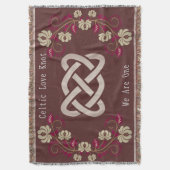 ケルト系ラブノットフローラピンク金ゴールド スローブランケット (正面縦)