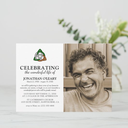 ケルト結び目模様クラシックアイルランド葬儀記念写真 招待状 (スタンド正面)