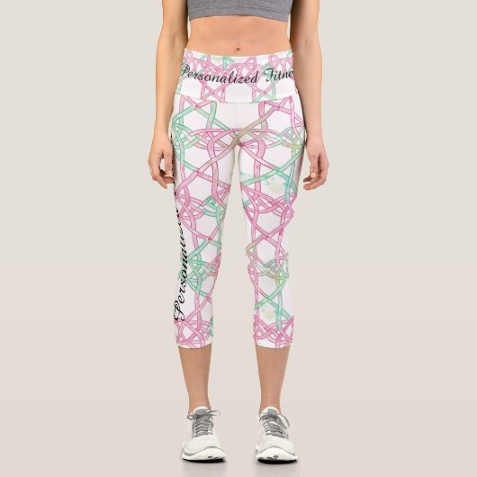 ケルト結び目模様デライト – ソフトピンク&グリーン調和 カプリレギンス (正面)