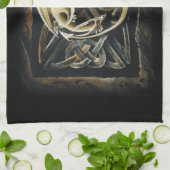 ケルト結び目模様ワーククリームドラゴン キッチンタオル (折り畳み)