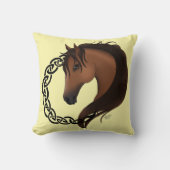 ケルト色の茶色の馬黄 クッション (正面)