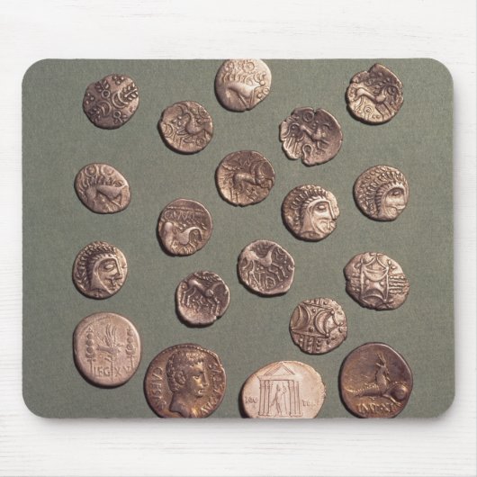 ケルト語選択および見つけられるローマの硬貨 マウスパッド (正面)