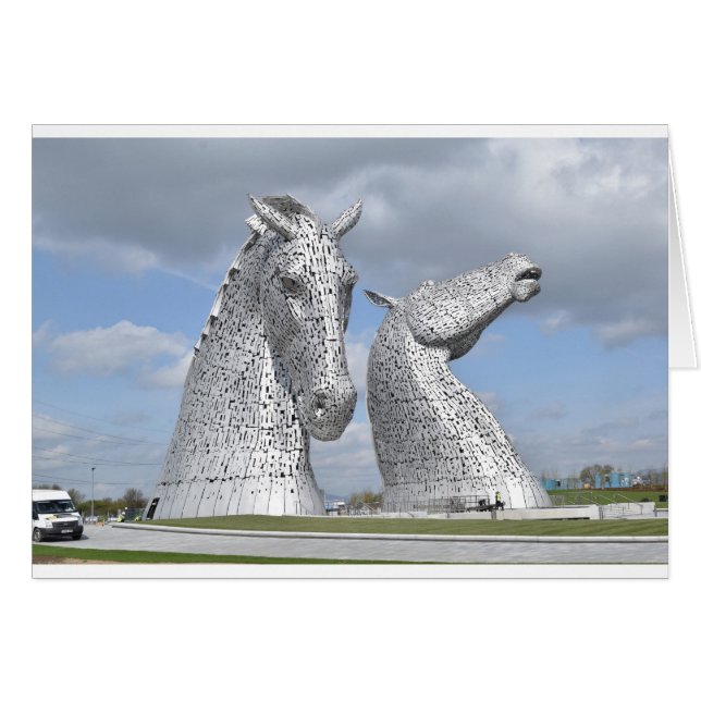 ケルピー、螺旋形公園、Falkirk、スコットランド (正面横)