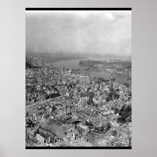 ケルン大聖堂はunaged_Warイメージで立つ ポスター (正面)