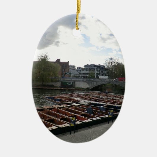 ケンブリッジの川カムのパント セラミックオーナメント (正面)