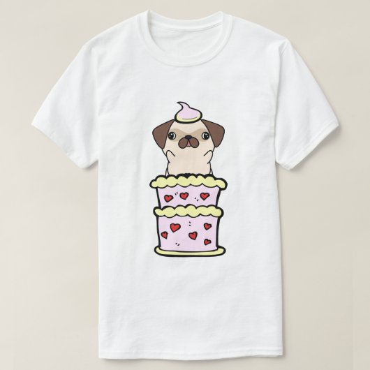 ケーキおもしろいから飛び出すパグ Tシャツ (デザイン正面)