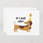ケーキおもしろい誕生日犬の匂いを嗅ぐ ポストカード (正面/裏面)