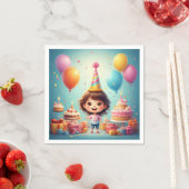 ケーキでお誕生日をお祝いする幸せな子供 スタンダードカクテルナプキン (インサイチュ)