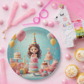ケーキでお誕生日をお祝いする幸せな子供 ペーパープレート (パーティー)