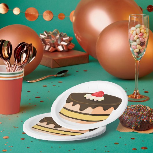 ケーキとイチゴ ペーパープレート