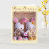 ケーキのハッピーバースデーカードが付いている対のバニー カード (黄色い花)