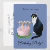 ケーキの誕生日パーティーの招待状を持つ猫 招待状 (正面/裏面)