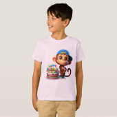 ケーキを持つ野球帽のサル、ハッピーバースデー Tシャツ (正面フル)