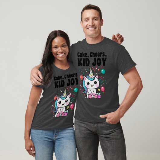 ケーキ応援キッドjoy tシャツ (ユニセックス)
