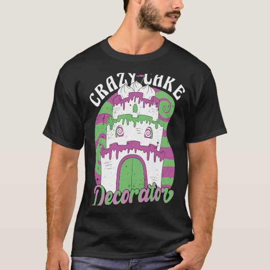 ケーキ熱狂するデコレーションベイカーベーキングケーキ Tシャツ (正面)