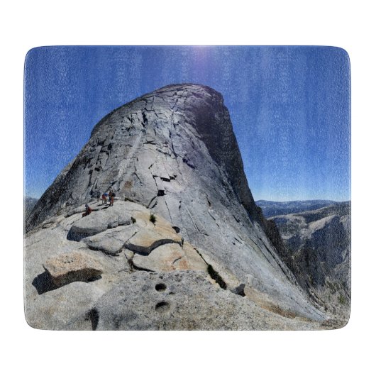 ケーブルの底から半円屋根 – Yosemite カッティングボード (正面)