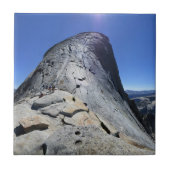 ケーブルの底から半円屋根 – Yosemite タイル (正面)