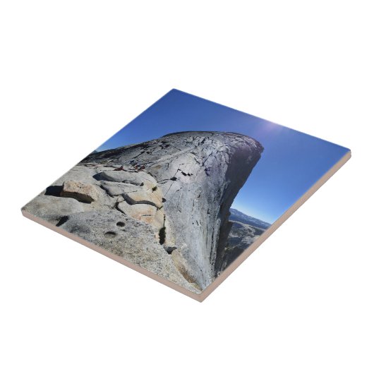 ケーブルの底から半円屋根 – Yosemite タイル (側面)