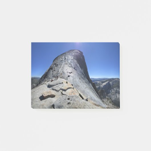 ケーブルの底から半円屋根 – Yosemite ポストイット (正面)