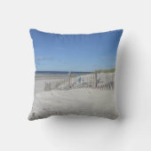 ケープコッドの海のビーチ クッション (裏面)