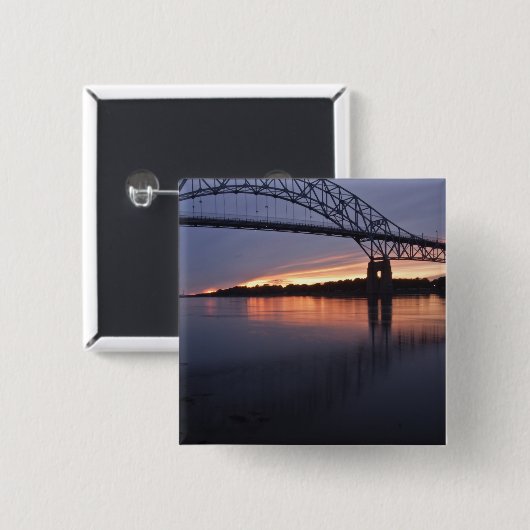 ケープコッド運河を渡るサガモール橋， 2 缶バッジ (正面&裏面)