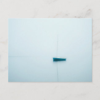 ケープコッド、霧がかった朝の帆船 ポストカード
